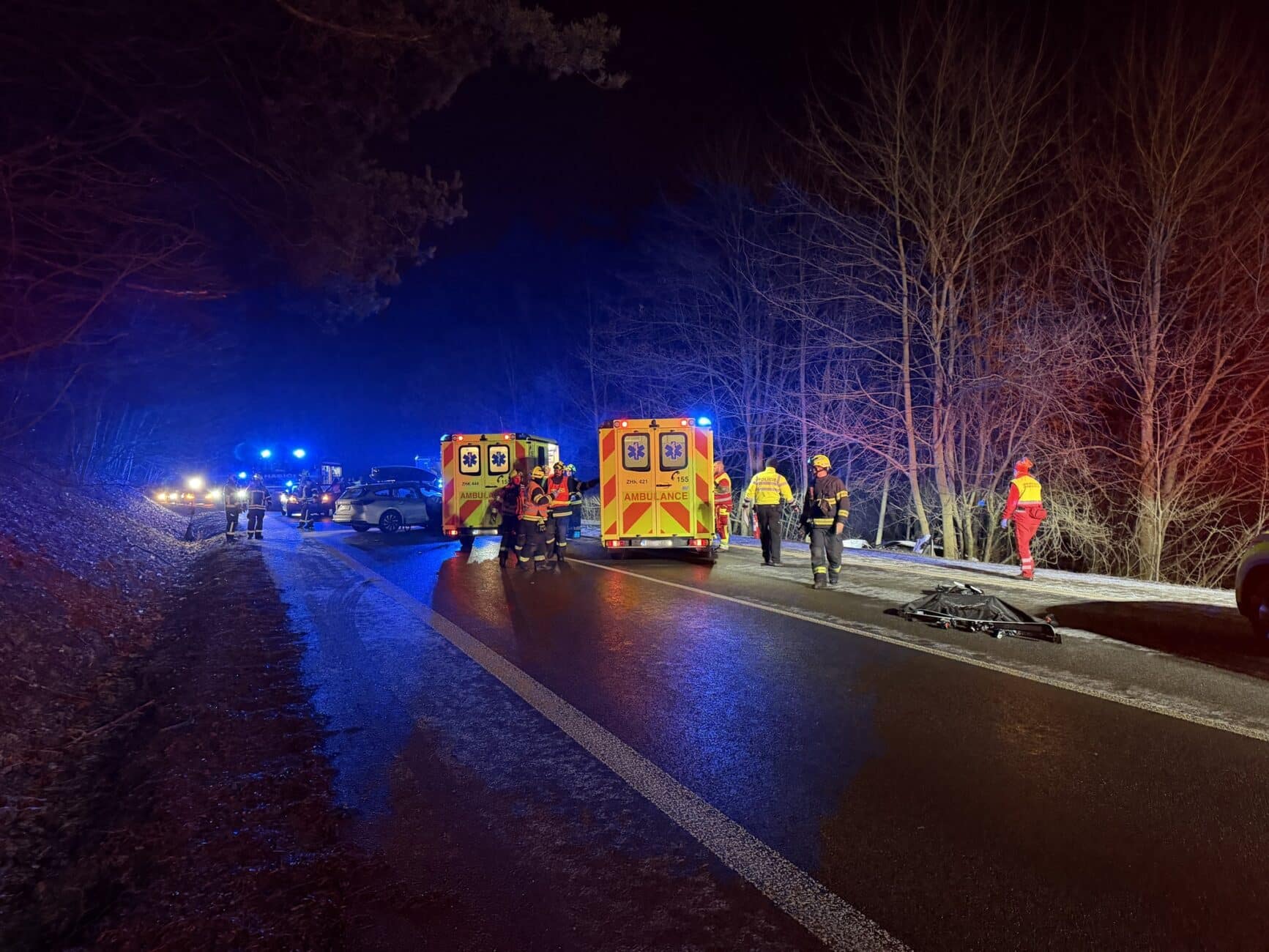 Vážná nehoda u Trutnova. Hasiči Horní Maršov