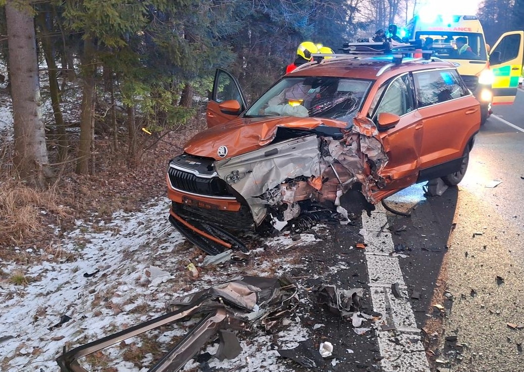 Vážná nehoda u Žďárského Potoka. Foto: ZZS