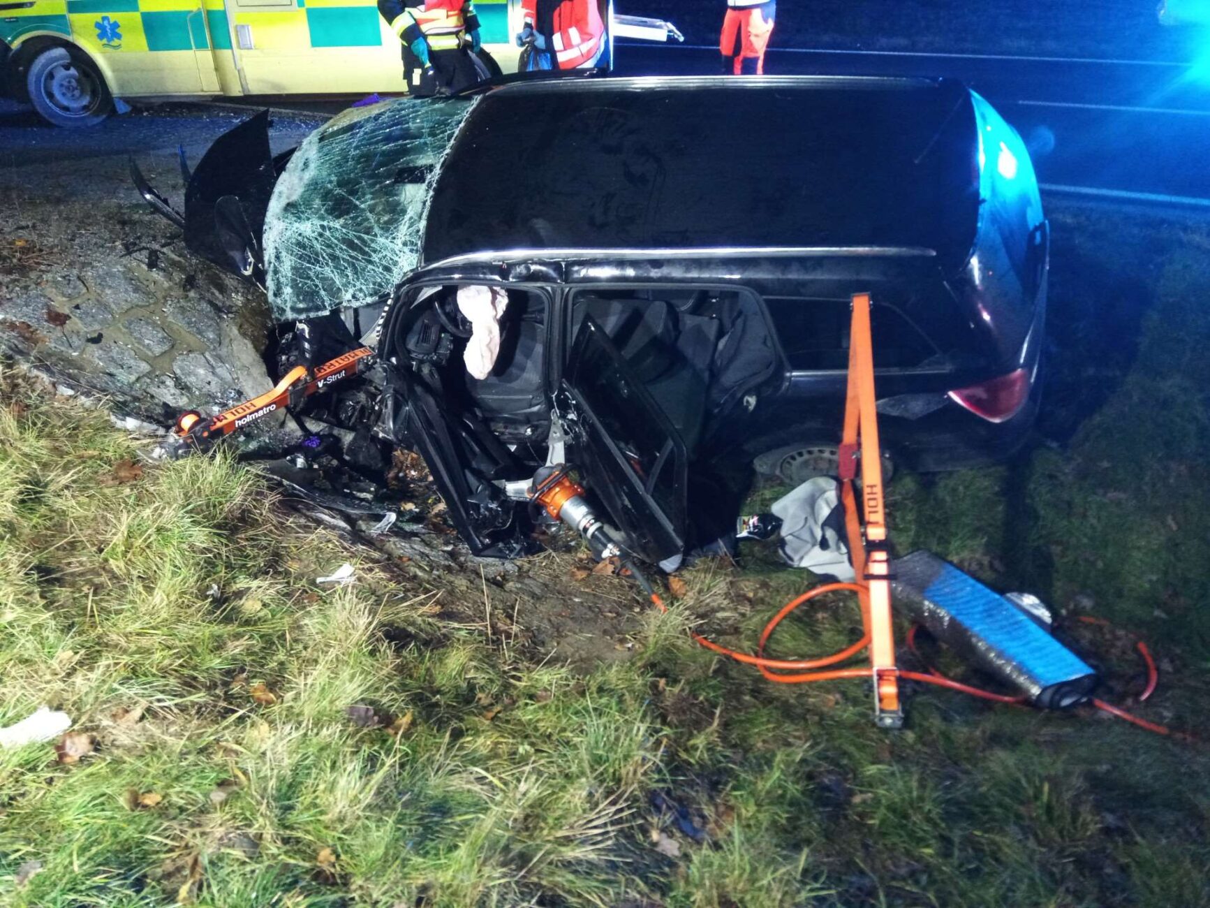 Tragická nehoda u obce Žár. Foto: HZS