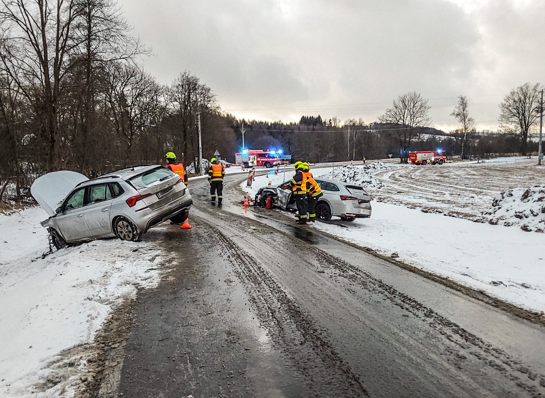 Nehody kvůli sněžení na Olomoucku. Foto: HZS