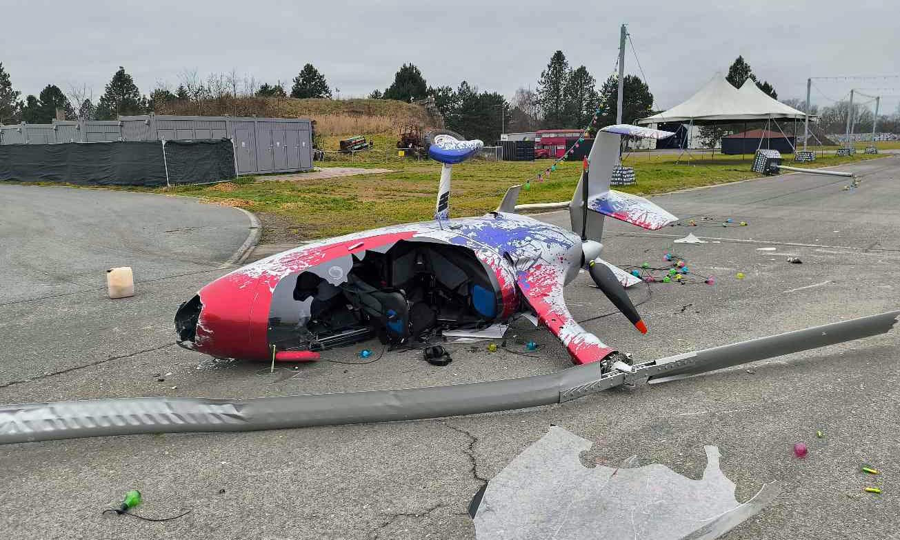 Nehoda vírníku v Hradci Králové. Foto: HZS