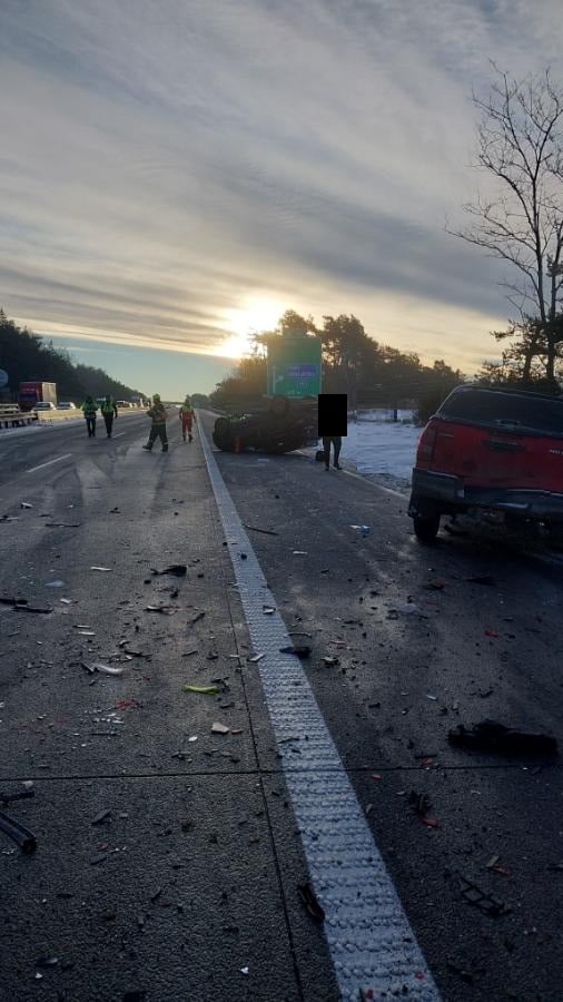 Nehoda na dálnici D1 na Vysočině. Foto: PČR