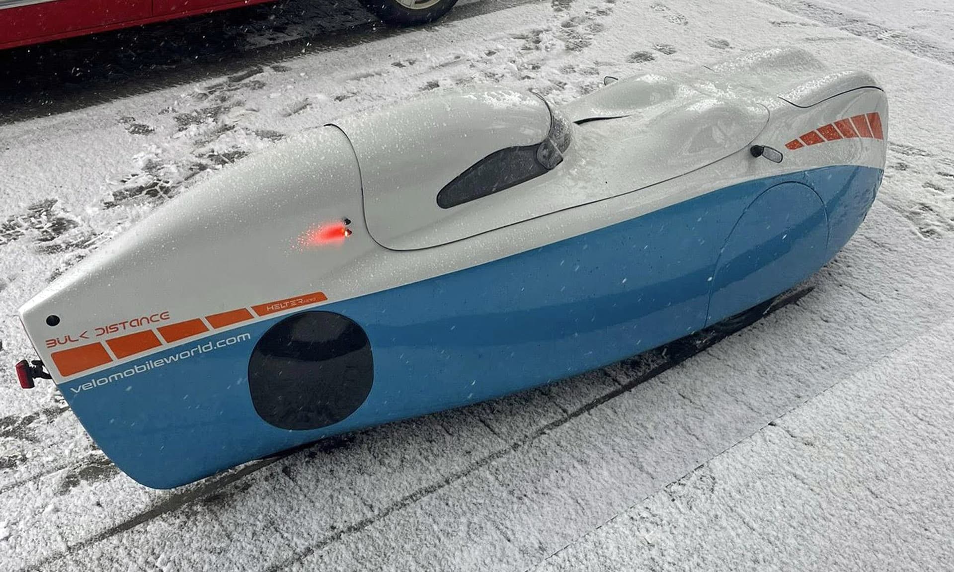 Velomobil zkontrolovali policisté v Ostravici. Foto: Policie ČR