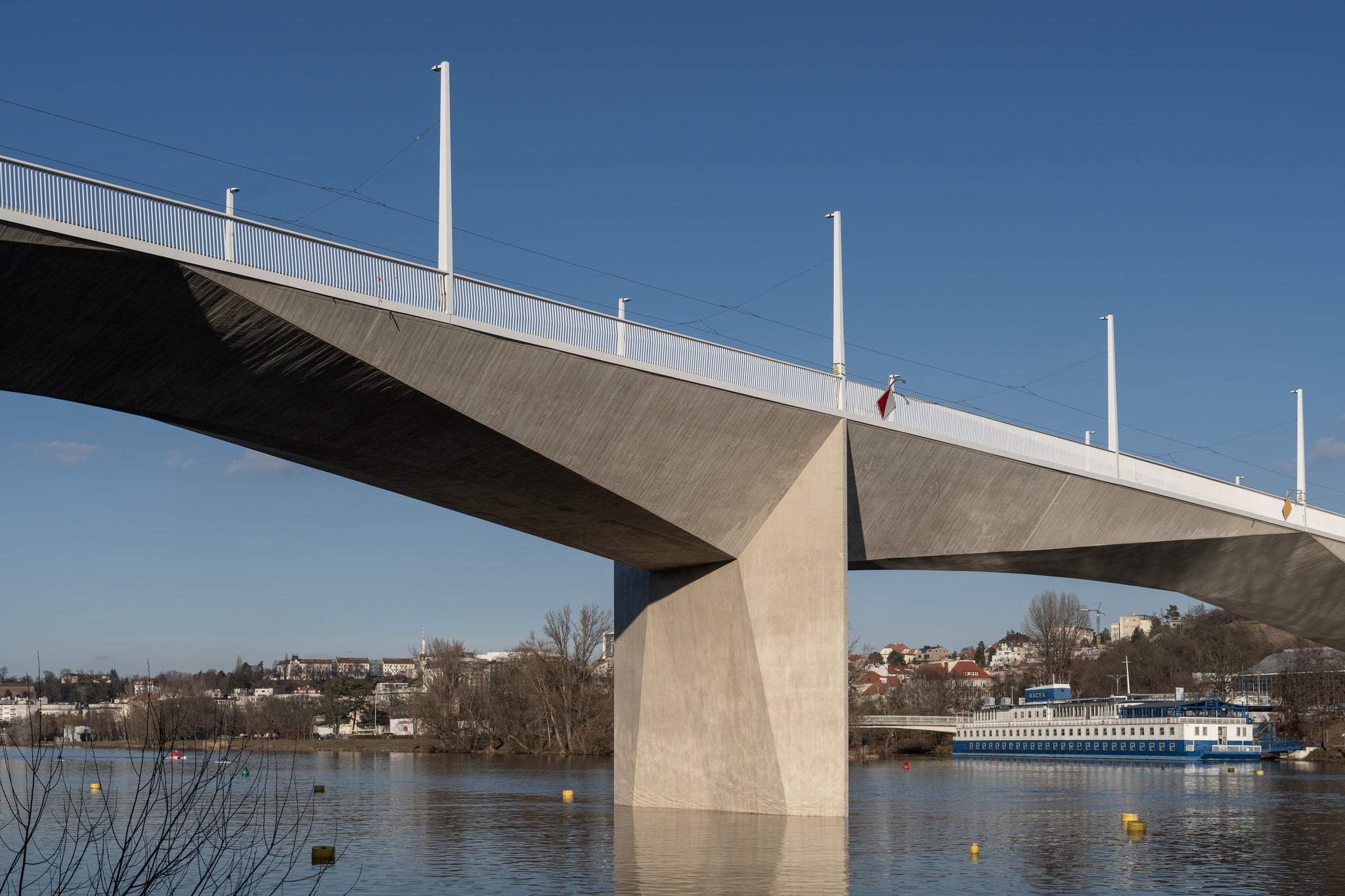 Nový Dvorecký most byl otevřen. Foto: HM Praha