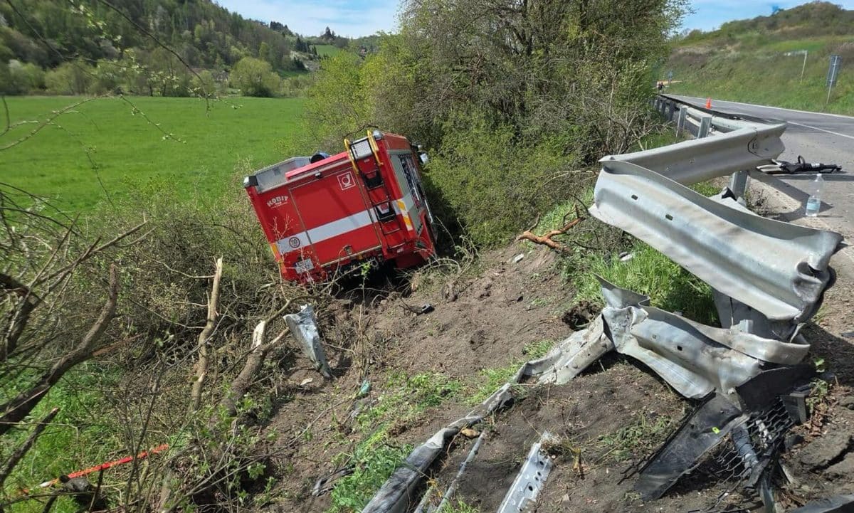 Tragická nehoda hasičů v Hýskově. Foto: HZS Středočeského kraje