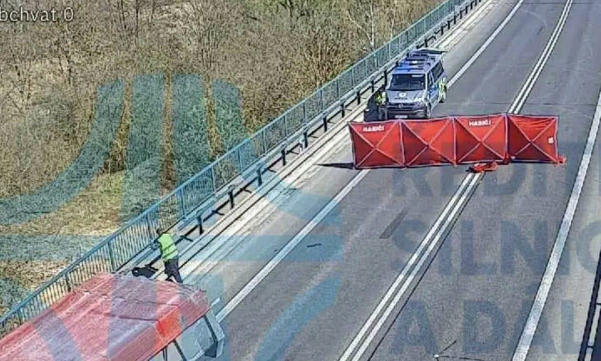 Tragická nehoda u Jičína. Foto: ŘSD