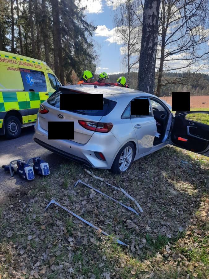 Tragická nehoda u obce Mříčná na Semilsku. Foto: Policie ČR